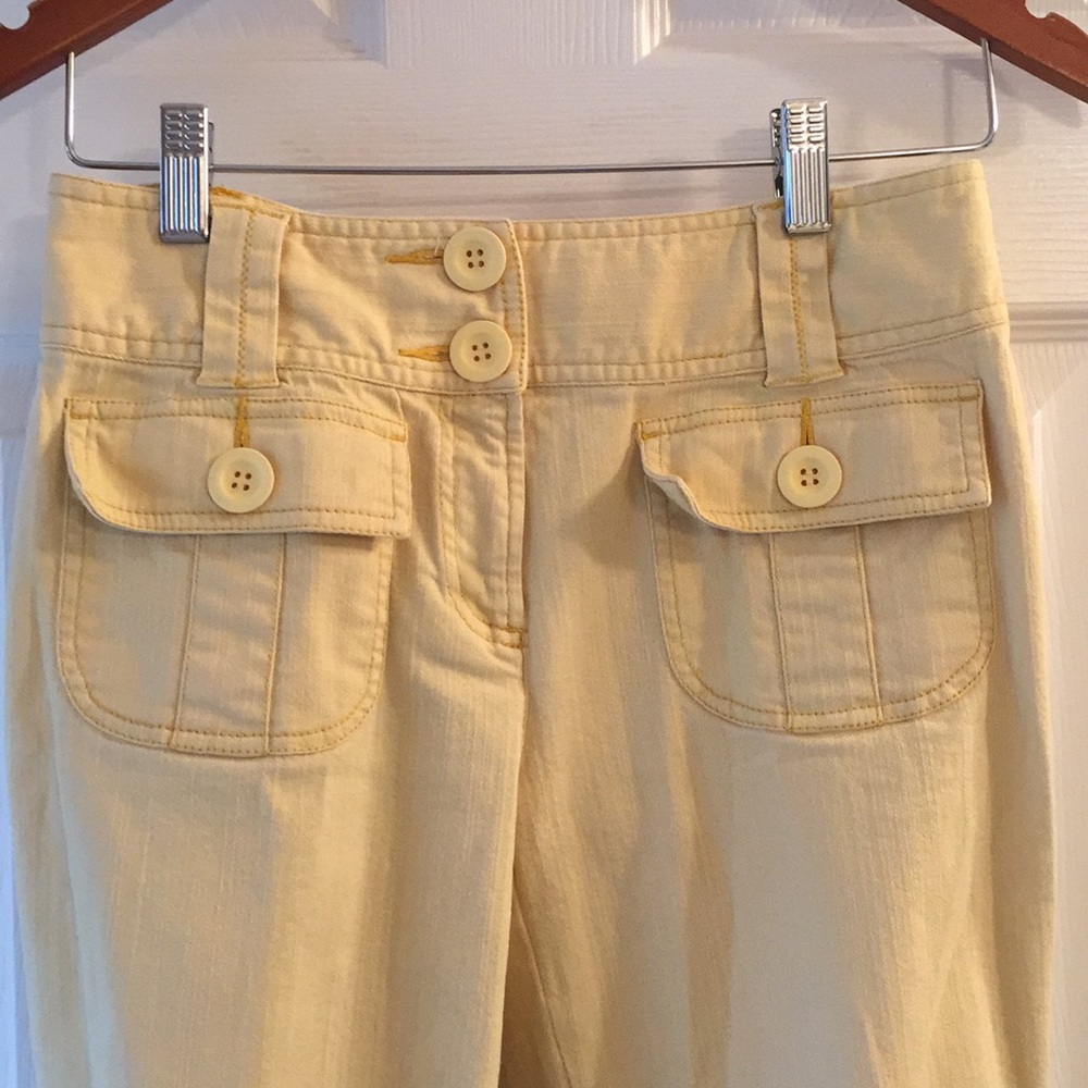 Inc International yellow capris pants
